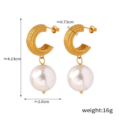 Stunning Noble and luxurious C-shaped hemp pattern and pearl pendant design earrings