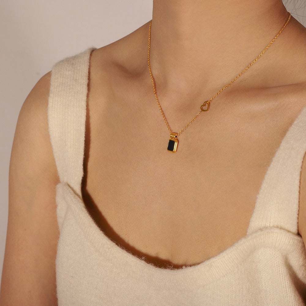 18K gold classic fashionable square plate inlaid gemstone design versatile necklace