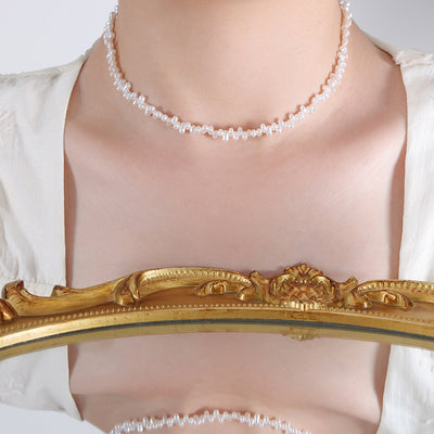 Exquisite and noble oval pearl design necklace in 18K gold - Syble's