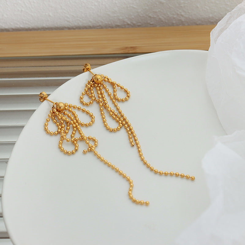 18K Gold Noble and Fashionable Rice Bead Tassel Design Light Luxury Style Earrings