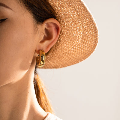 Gold Delicate and Simple C-shaped Design Versatile Earrings - Syble's