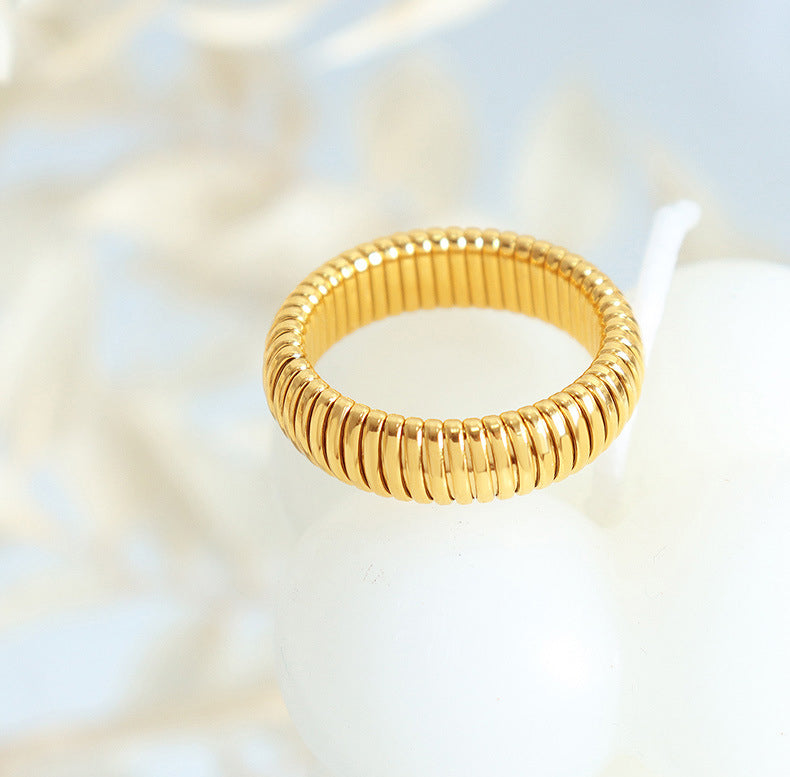 18K gold fashionable simple round design light luxury ring - Syble's