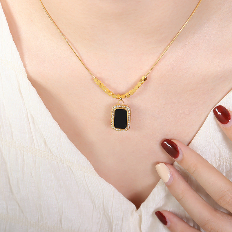 18K gold fashionable simple irregular baguette gem-set diamond and geometric square design versatile necklace - Syble's