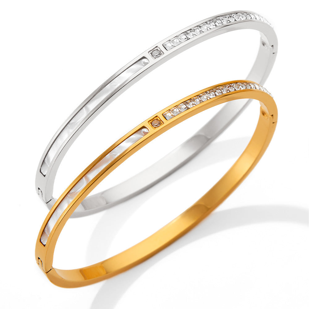 18K gold exquisite and fashionable square diamond design light luxury style bracelet - Syble's