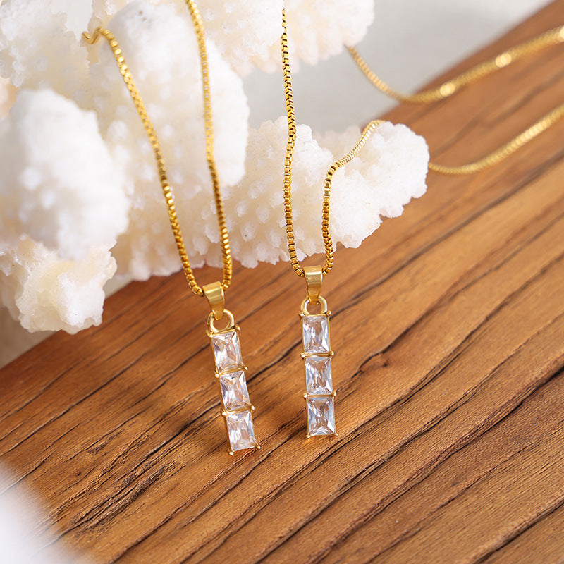 18K gold light luxury simple rectangular gem-set design versatile necklace - Syble's
