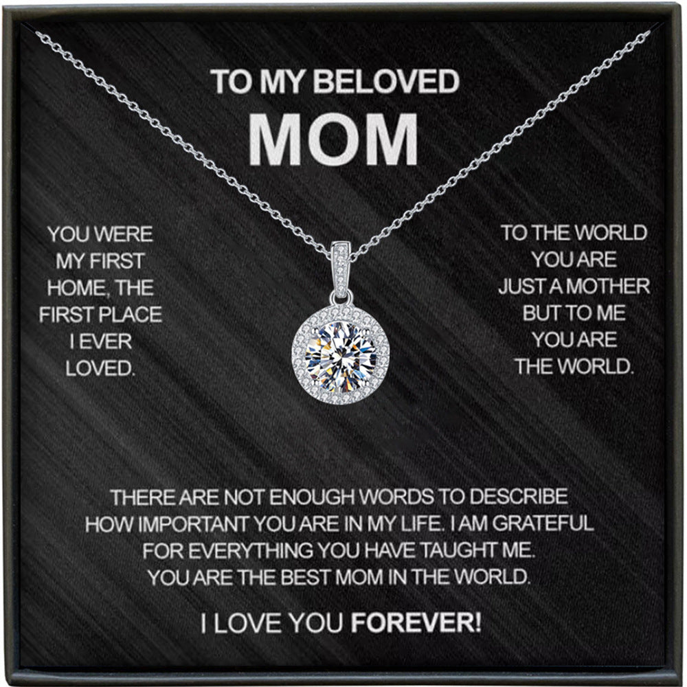 Simple Atmospheric Round Diamond Full Moon Night Design Gift Box Necklace for Amazing Mom