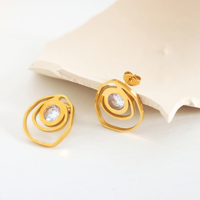 18K Gold Exquisite Dazzling Irregular Hollow Rose Inlaid Zircon Design Versatile Earrings