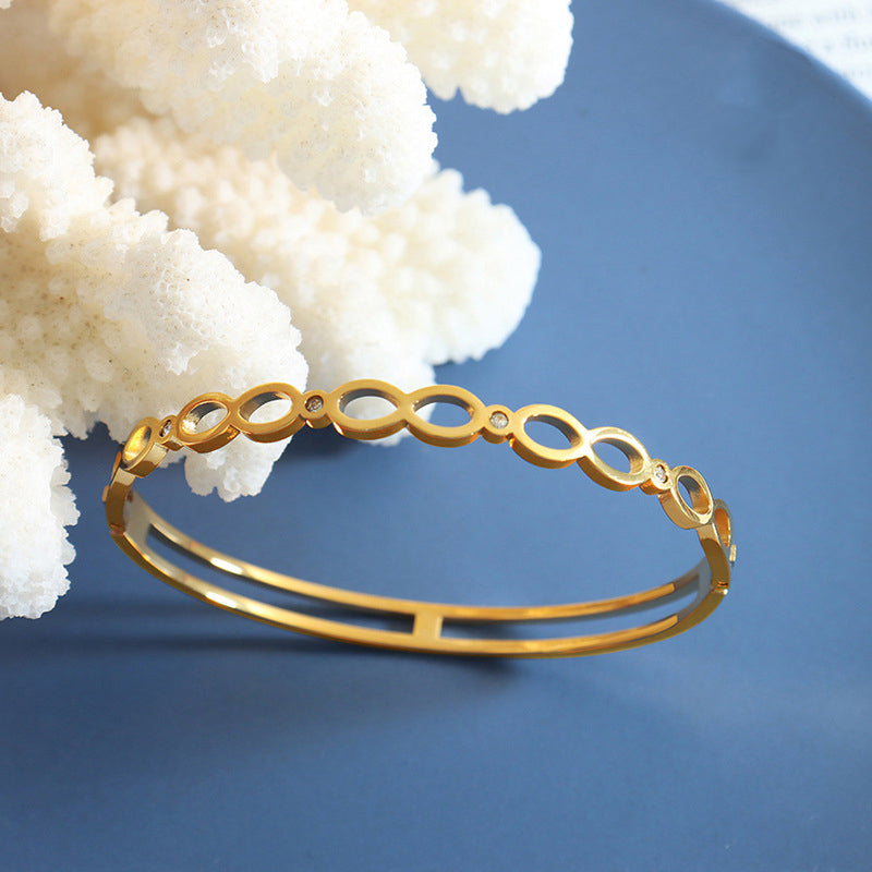 18K gold fashionable and simple figure 8 inlaid zircon design versatile bracelet