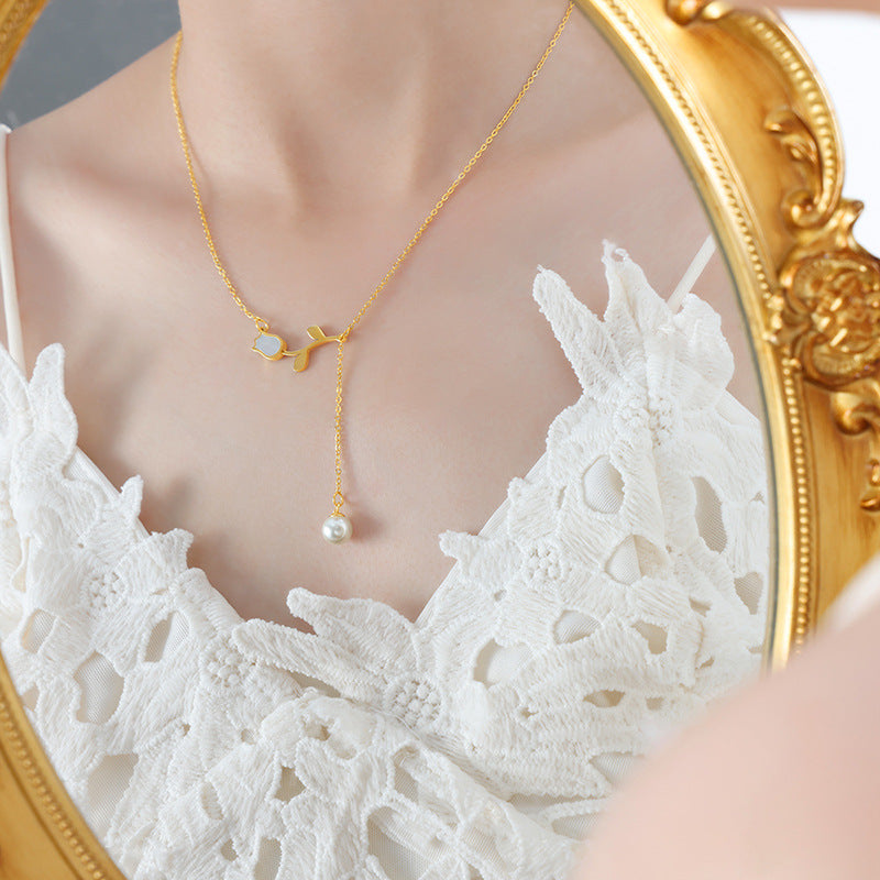 18K Gold Fashion Trend Rose Inlaid Gemstones with Pearl Tassel Design Versatile Necklace - Syble's