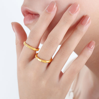 18K gold simple and elegant bamboo-shaped design versatile ring - Syble's