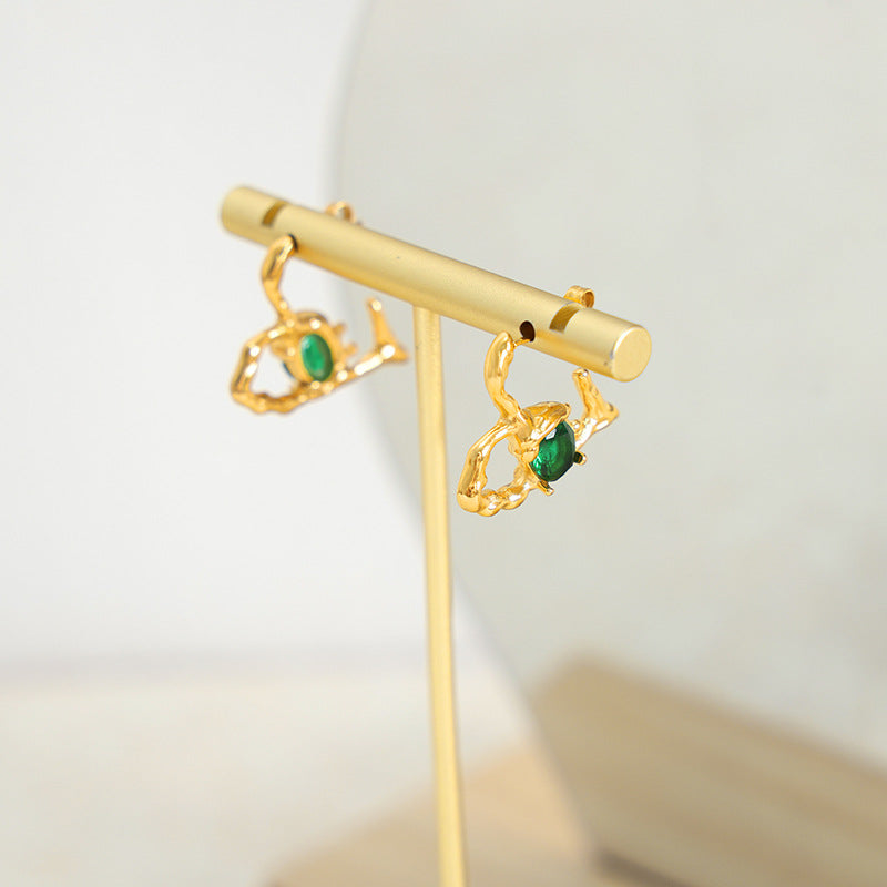 18K Gold Exquisite Dazzling Hollow Heart Inlaid Gemstone Design Versatile Earrings - Syble's