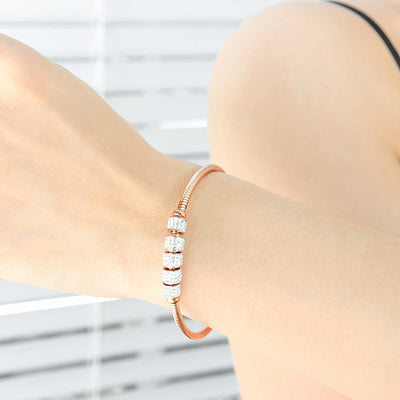 18K gold noble and fashionable diamond design light luxury style bracelet - Syble's
