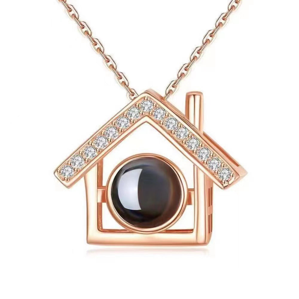 Exquisite Trend Love House Diamond Design Projection Necklace