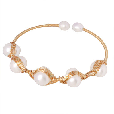 18K gold light luxury and noble inlaid pearl design bracelet - Syble's