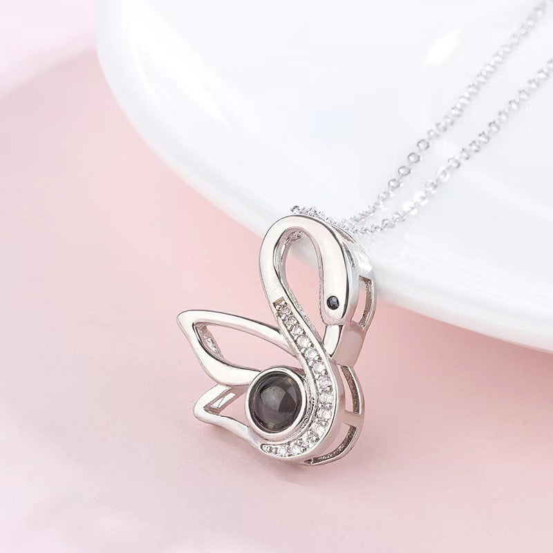 Noble and exquisite swan diamond design projection necklace