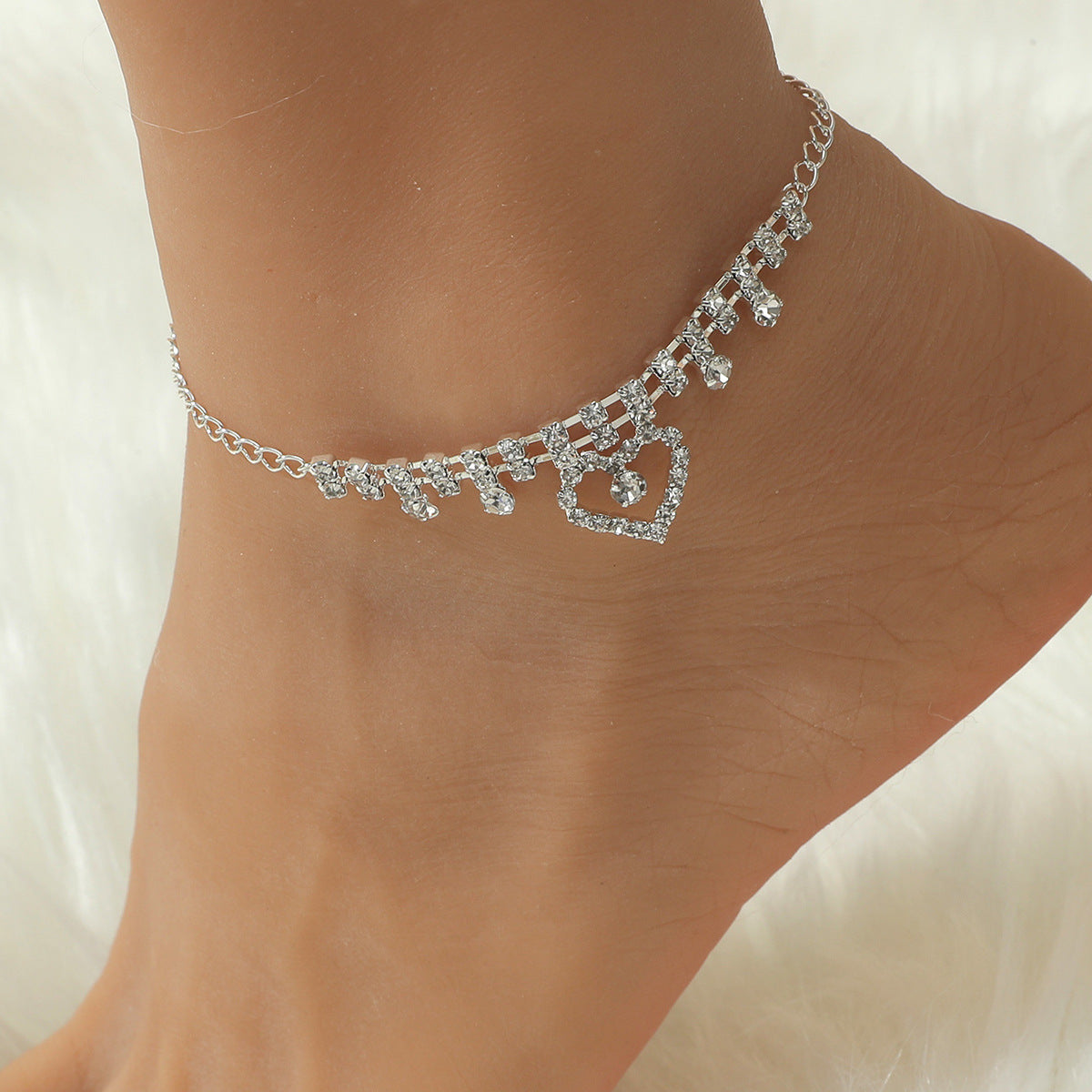 Exquisite atmosphere with diamonds and bohemian pearl love design beach wind anklet - Syble's