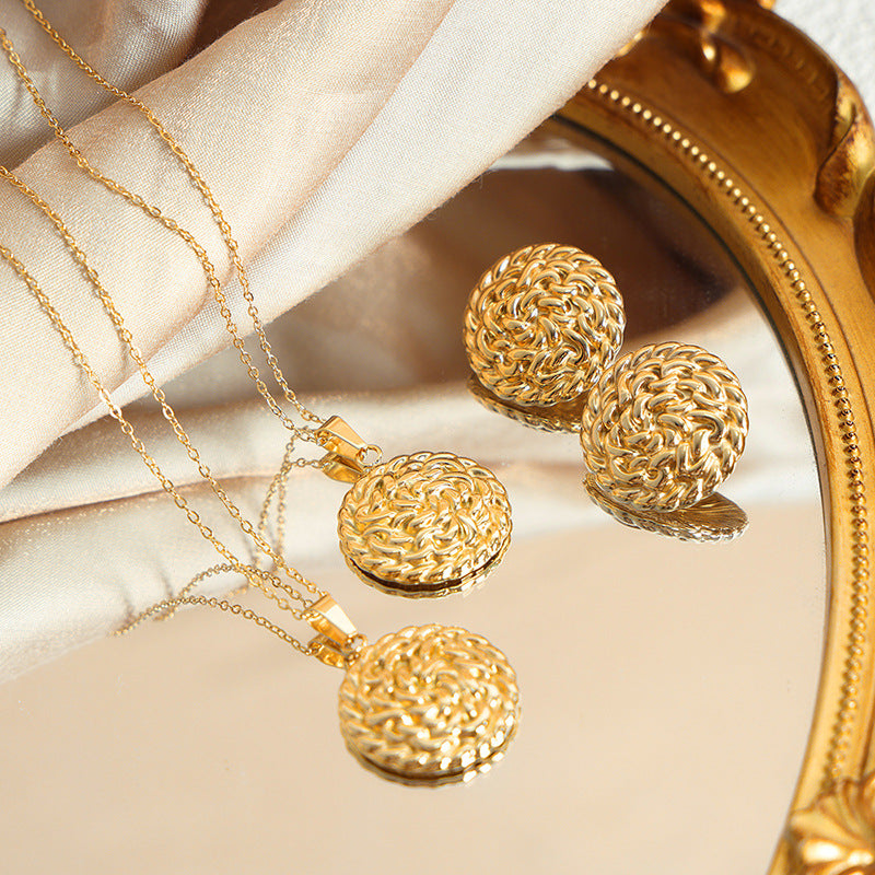 18K Gold Light Luxury Fashion Round Card Texture Design Versatile Earrings Necklace Set - Syble's
