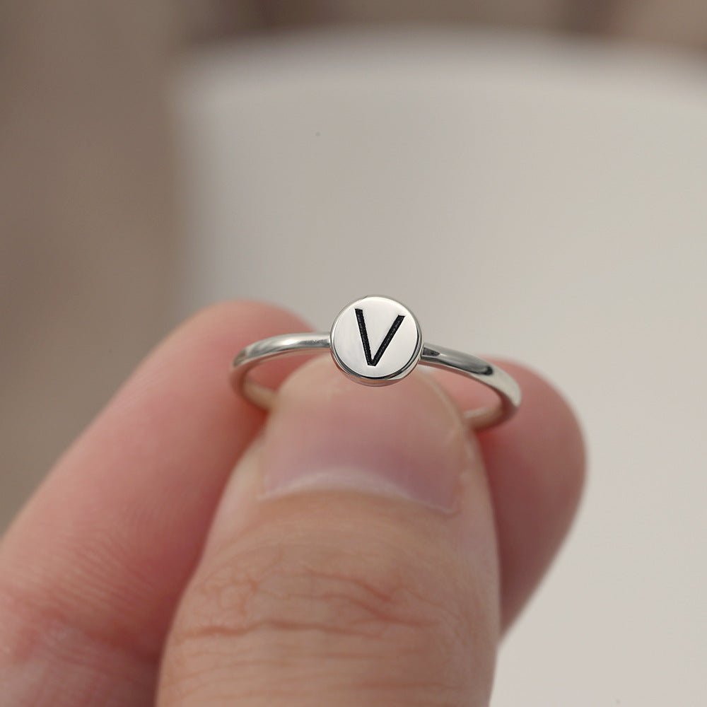 Simple atmosphere customizable letter design all-match ring