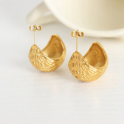 18K gold trendy personalized C-shaped earrings with texture design and versatile earrings - Syble's