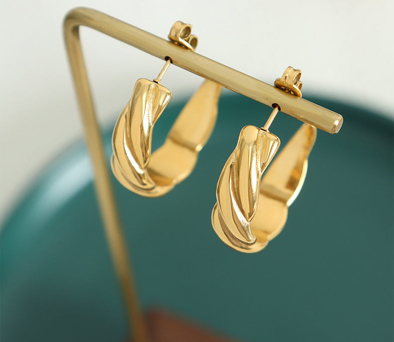 18K Gold Simple Atmospheric Ring Geometric Twist Design Earrings