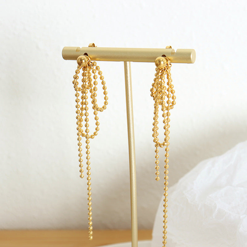 18K Gold Noble and Fashionable Rice Bead Tassel Design Light Luxury Style Earrings