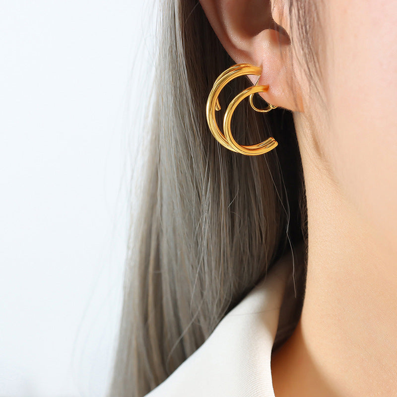 18K Gold Simple and Atmospheric Irregular C-shaped Design Versatile Earrings - Syble's
