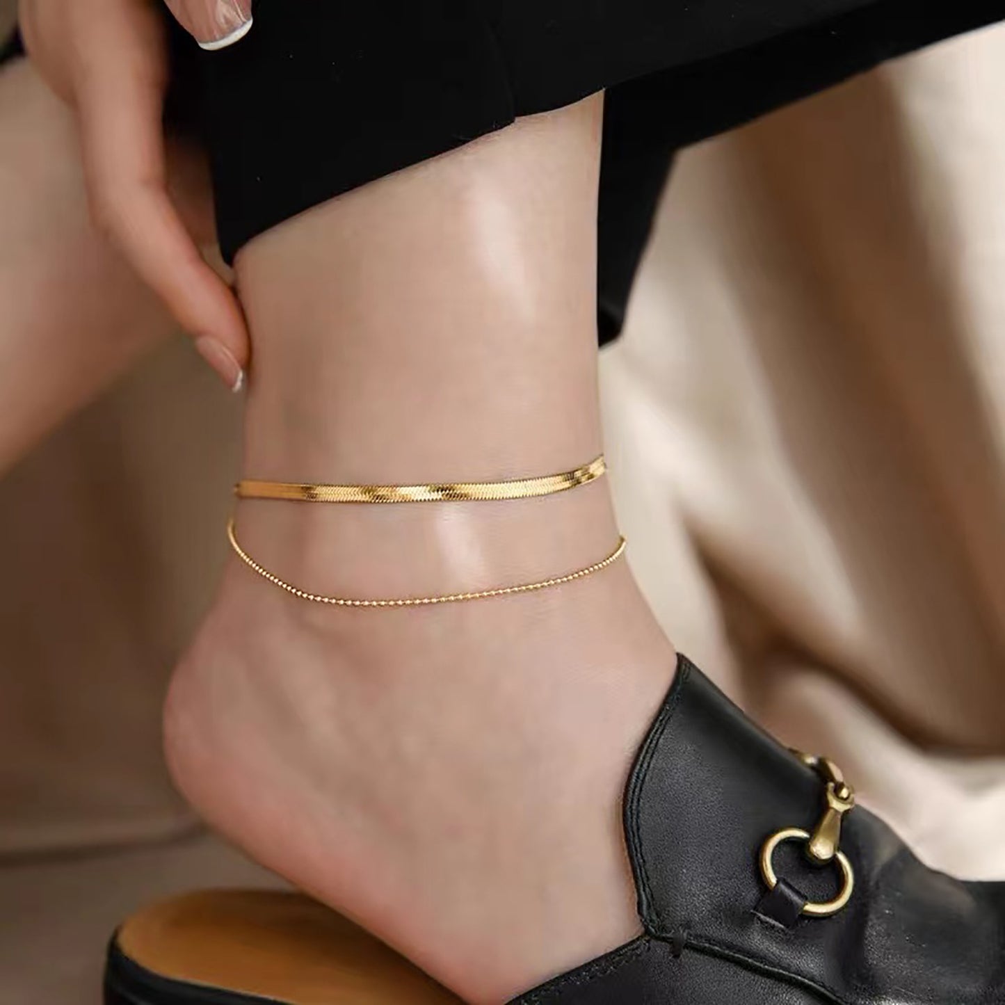 18K Gold Exquisite Dazzling Snake Chain with Millet Bead Chain Double-layer Design Versatile Anklet