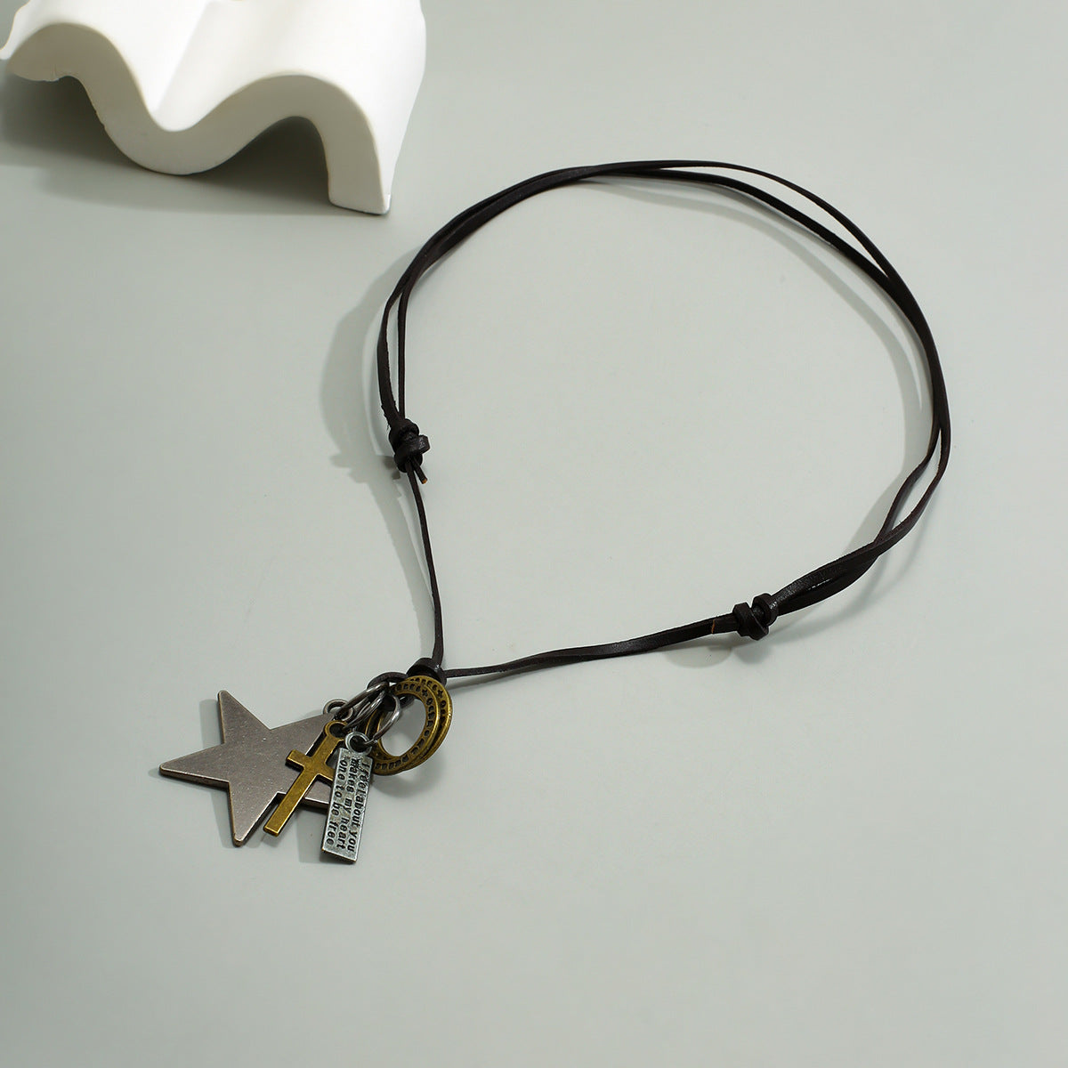 Fashion vintage leather chain with five-pointed star design hip-hop necklace - Syble's